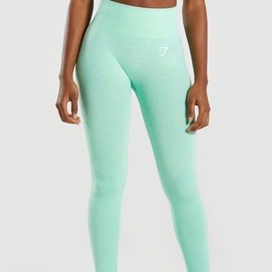 Gymshark vital seemless; sour pistachio